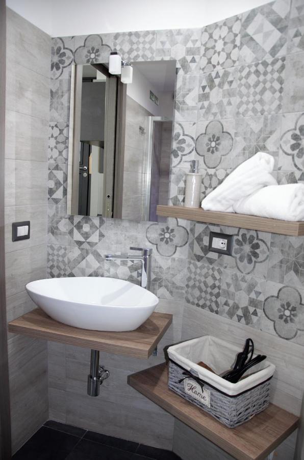 La Casa Di Karola Apartment คาตาเนีย ภายนอก รูปภาพ
