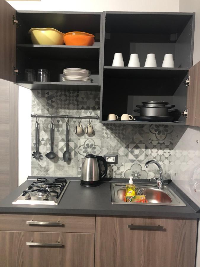 La Casa Di Karola Apartment คาตาเนีย ภายนอก รูปภาพ