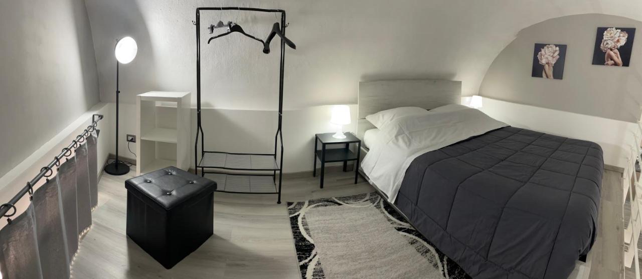 La Casa Di Karola Apartment คาตาเนีย ภายนอก รูปภาพ
