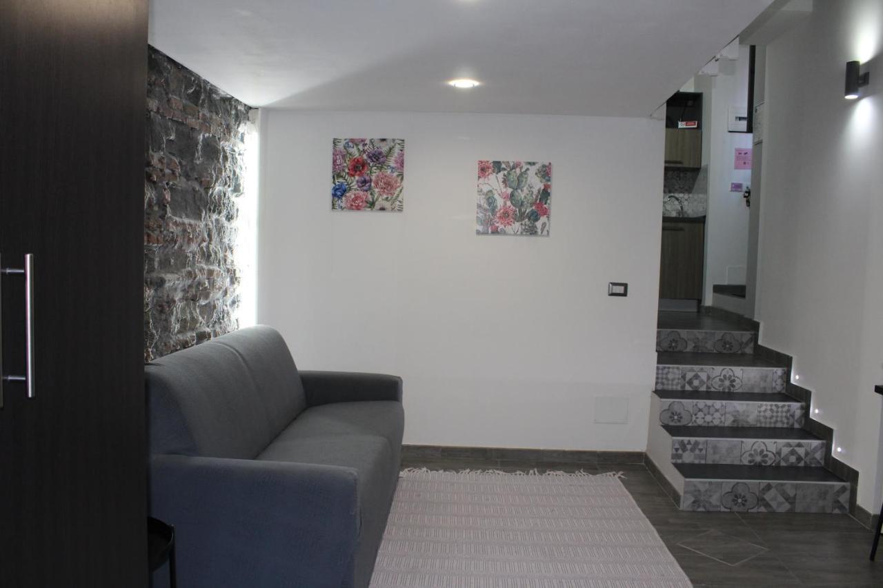 La Casa Di Karola Apartment คาตาเนีย ภายนอก รูปภาพ