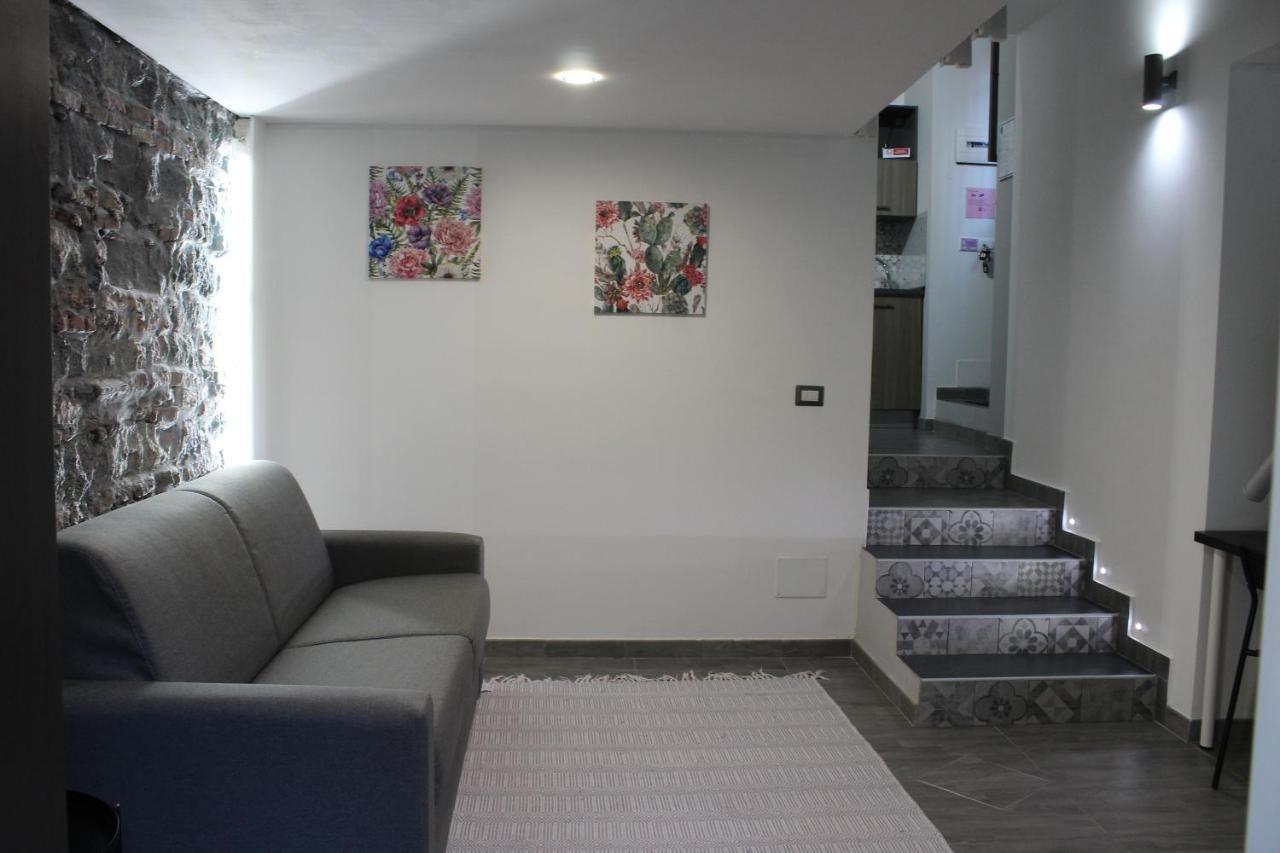 La Casa Di Karola Apartment คาตาเนีย ภายนอก รูปภาพ