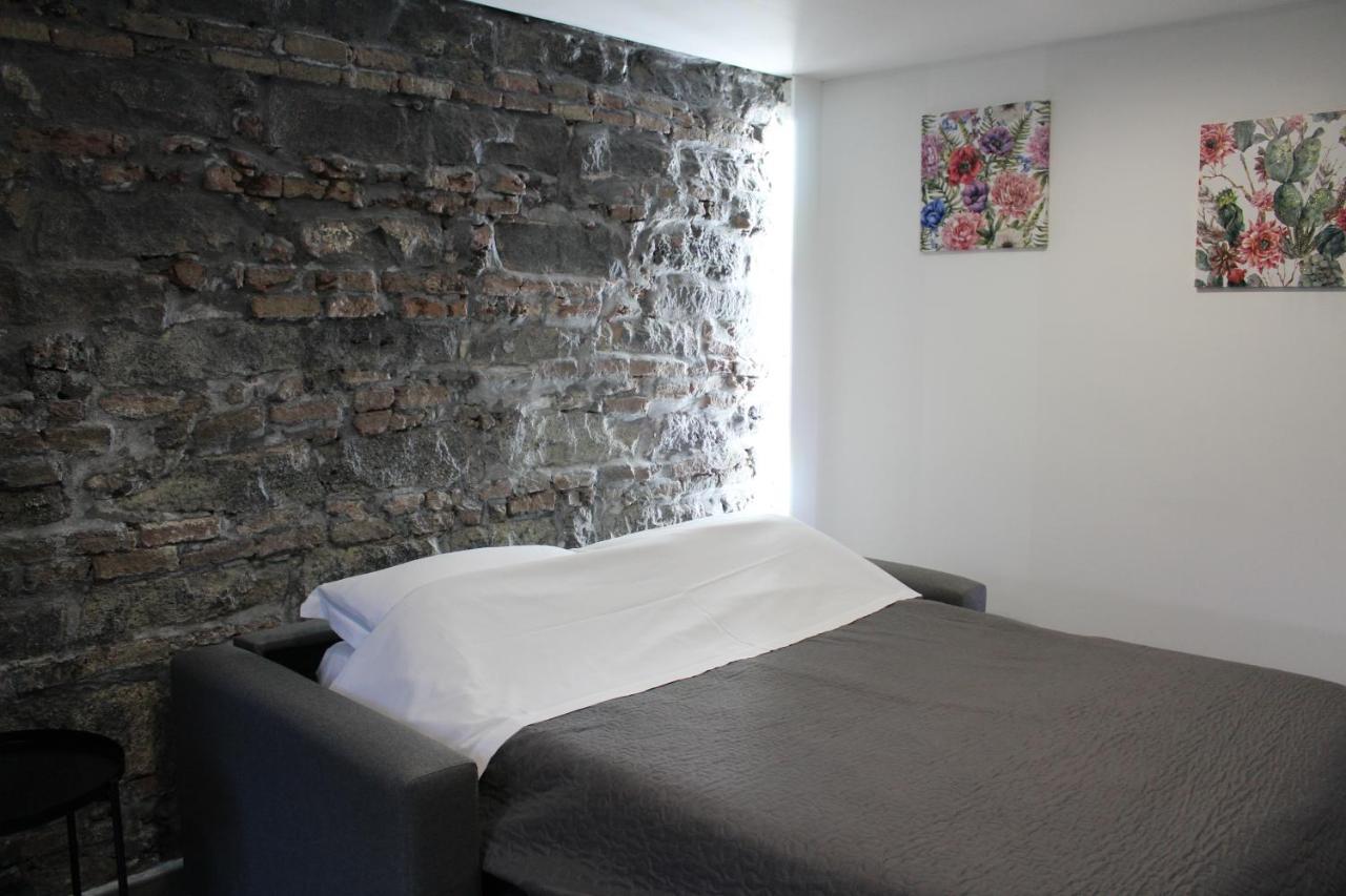 La Casa Di Karola Apartment คาตาเนีย ภายนอก รูปภาพ